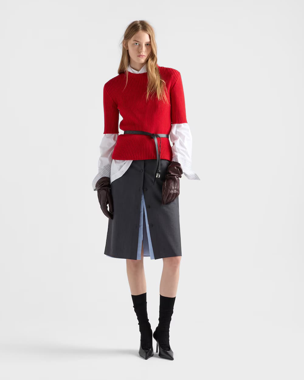 Short-sleeved ribbed knit wool sweater