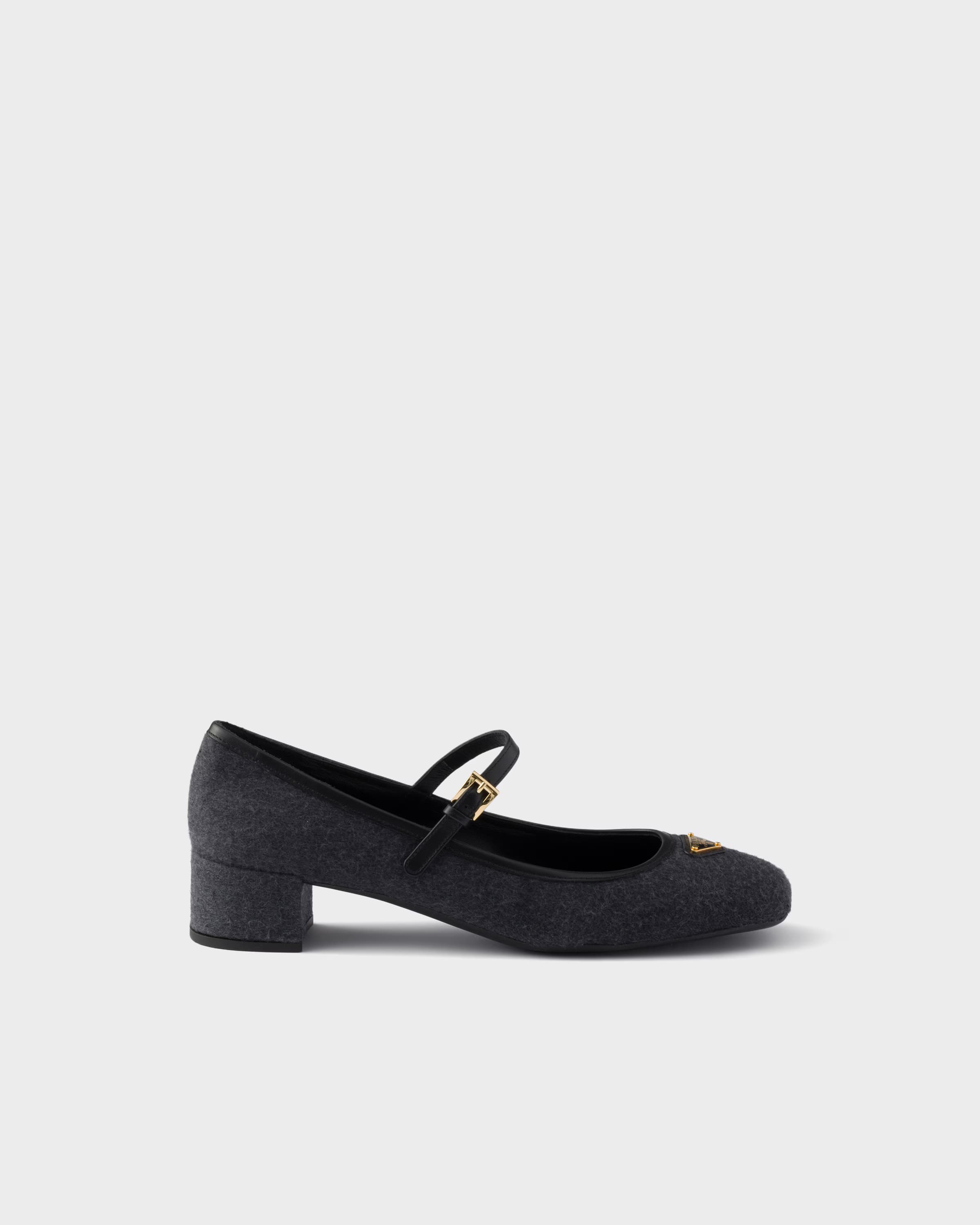Fabric pumps